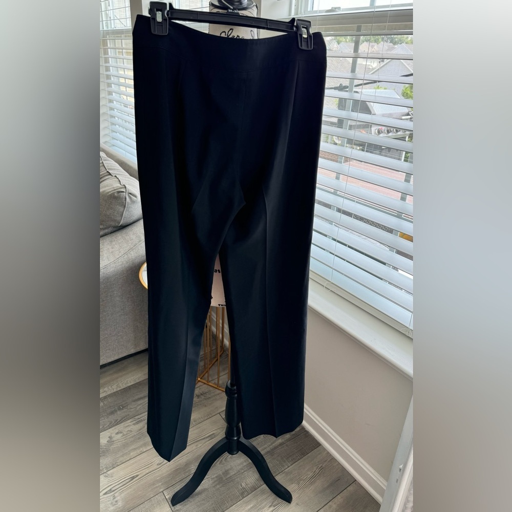 Armani Collezioni Black Pants In good condition size: 4. RN 103723 - Picture 6 of 11